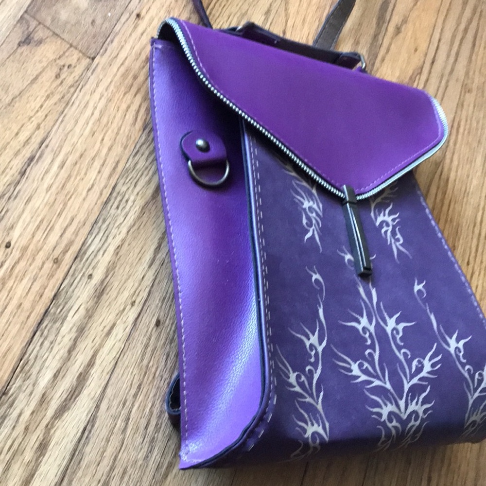 gorgeous backpack - Picture 3 of 12